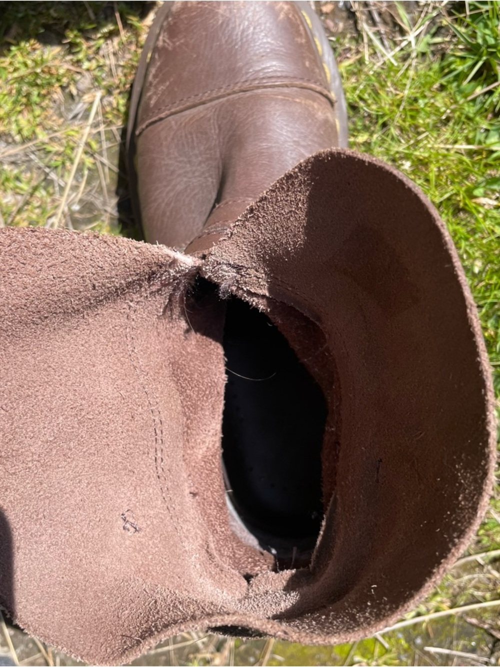 Women’s Dr marten boots 🤎 - Picture 4 of 8